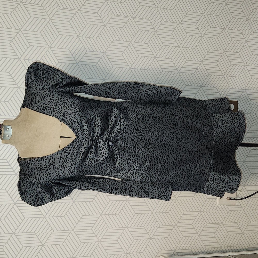 NEW Chelsea28 Teal and Black Puff Sleeve Diana Jaquard Mini Dress Size Medium - Picture 2 of 12